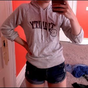 Old Navy 3/4 sleeve sweatshirt size S